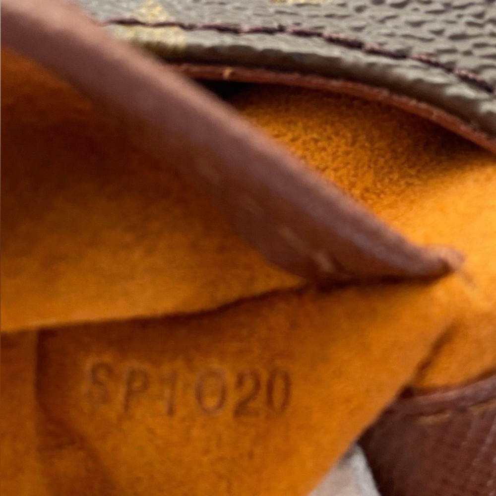 Louis Vuitton Classic Monogram Crossbody Bag - Picture 10 of 10